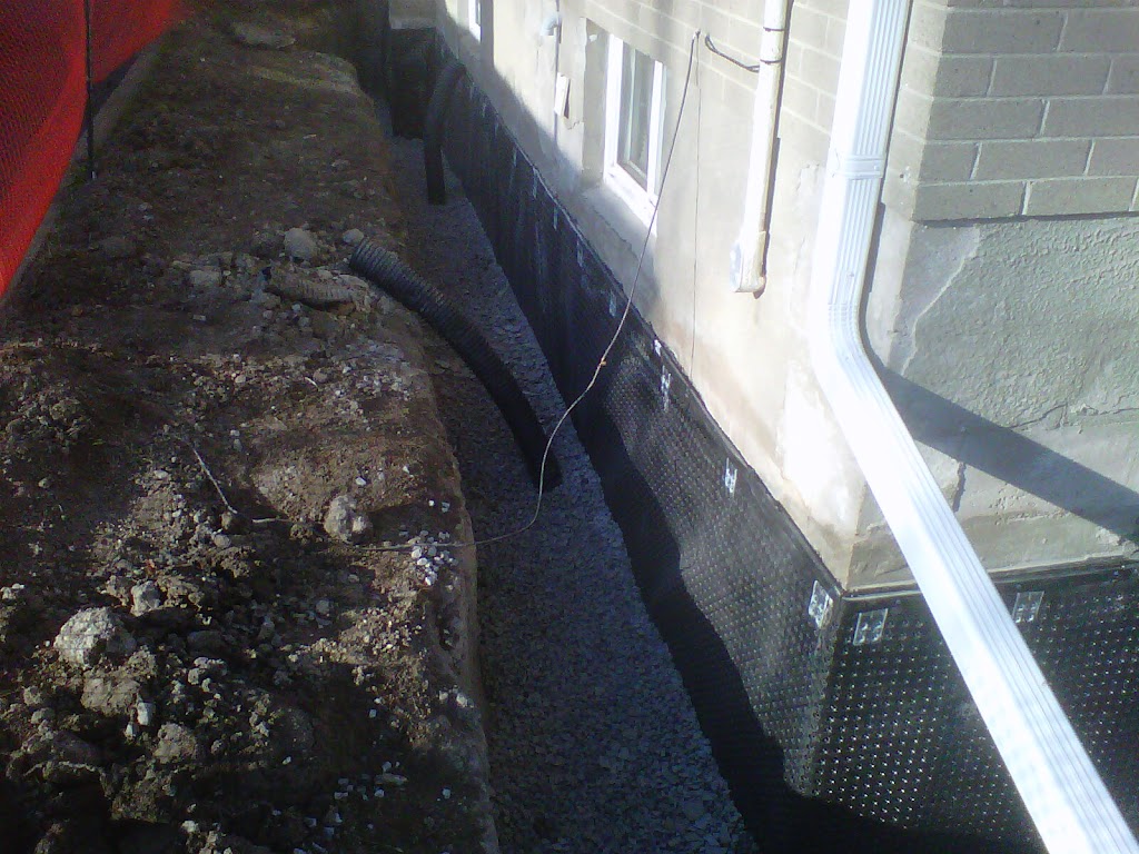 Loyalist Construction & Landscaping Ltd. | 1424 Ottawa St, Kingston, ON K7P 0C2, Canada | Phone: (613) 484-4178