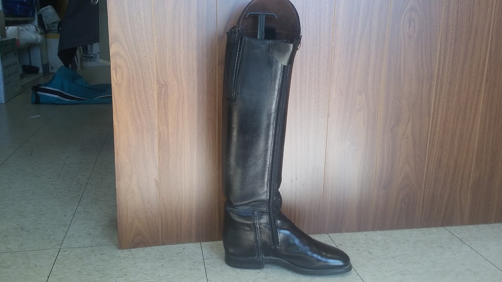 Alexs Shoe Repair | 8671 No 1 Rd, Richmond, BC V7C 1V2, Canada | Phone: (604) 272-0119