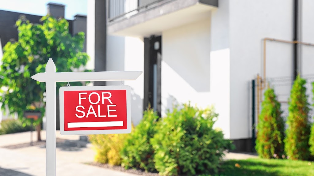 Testini Real Estate | 3700 N Fraser Way #230, Burnaby, BC V5J 5H4, Canada | Phone: (604) 787-3908