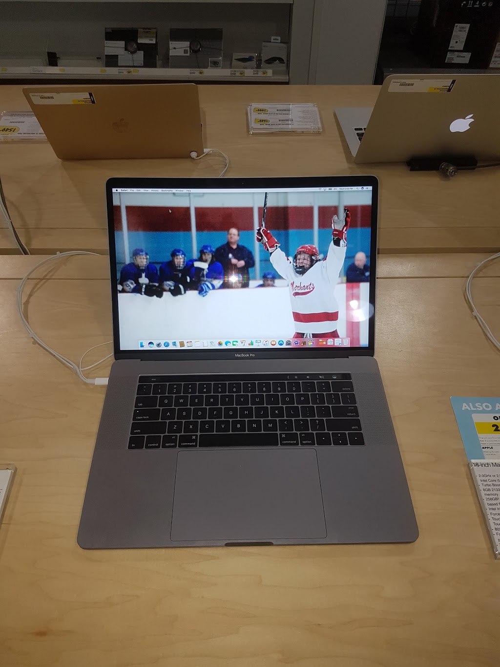 Best Buy | 61 Lynden Rd Unit A, Brantford, ON N3R 7J9, Canada | Phone: (519) 758-1911
