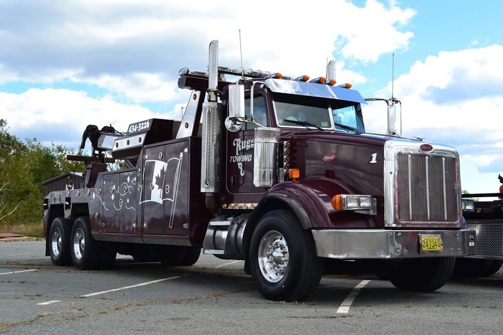 Ruggles Towing Service Ltd | 12 Lorne Dr, Dartmouth, NS B2Z 1B2, Canada | Phone: (902) 434-3226