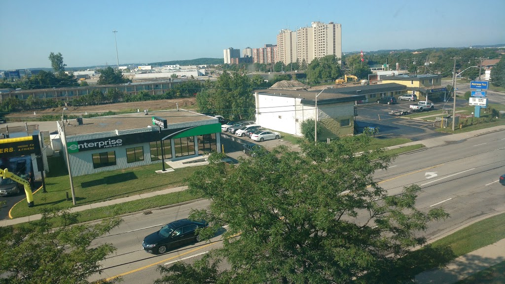 Radisson Hotel Kitchener Waterloo | 2960 King St E, Kitchener, ON N2A 1A9, Canada | Phone: (519) 894-9500