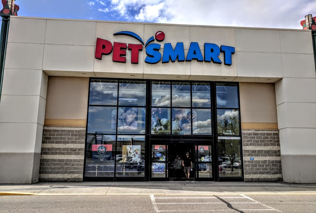 PetSmart | store | 1719 Preston Ave N, Saskatoon, SK S7N 4V2, Canada | 3066517130 OR +1 306-651-7130