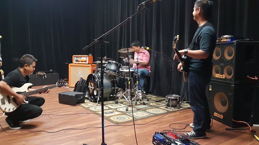 Rehearsal Factory | 1611 Finfar Ct, Mississauga, ON L5J 4K1, Canada | Phone: (416) 366-1525