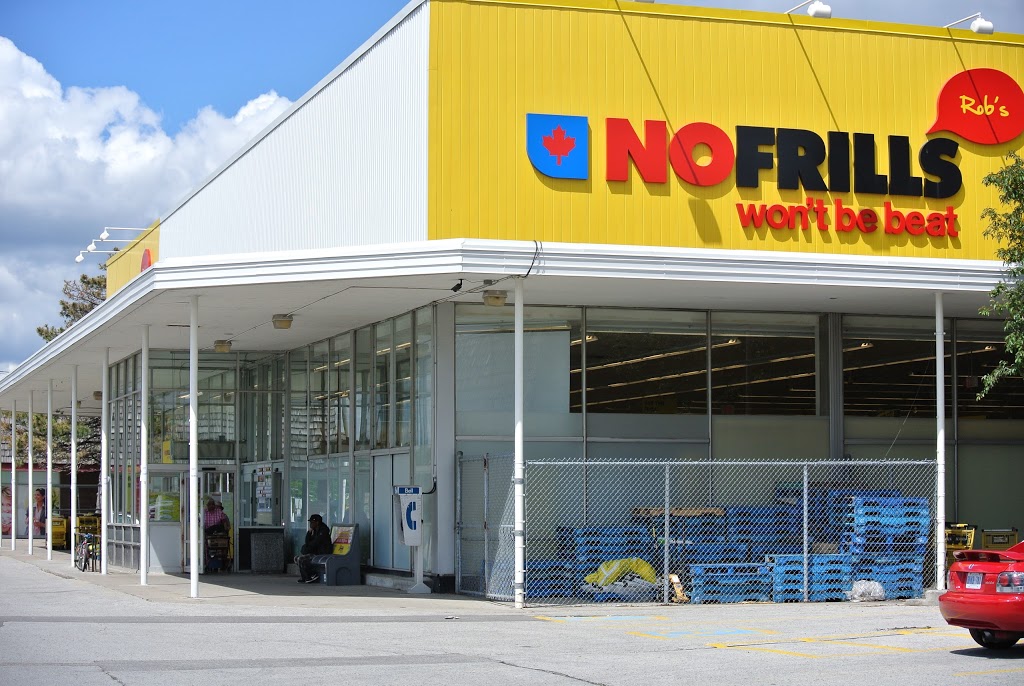 Robs No Frills | 2430 Eglinton Ave E, Scarborough, ON M1K 2P7, Canada | Phone: (866) 987-6453