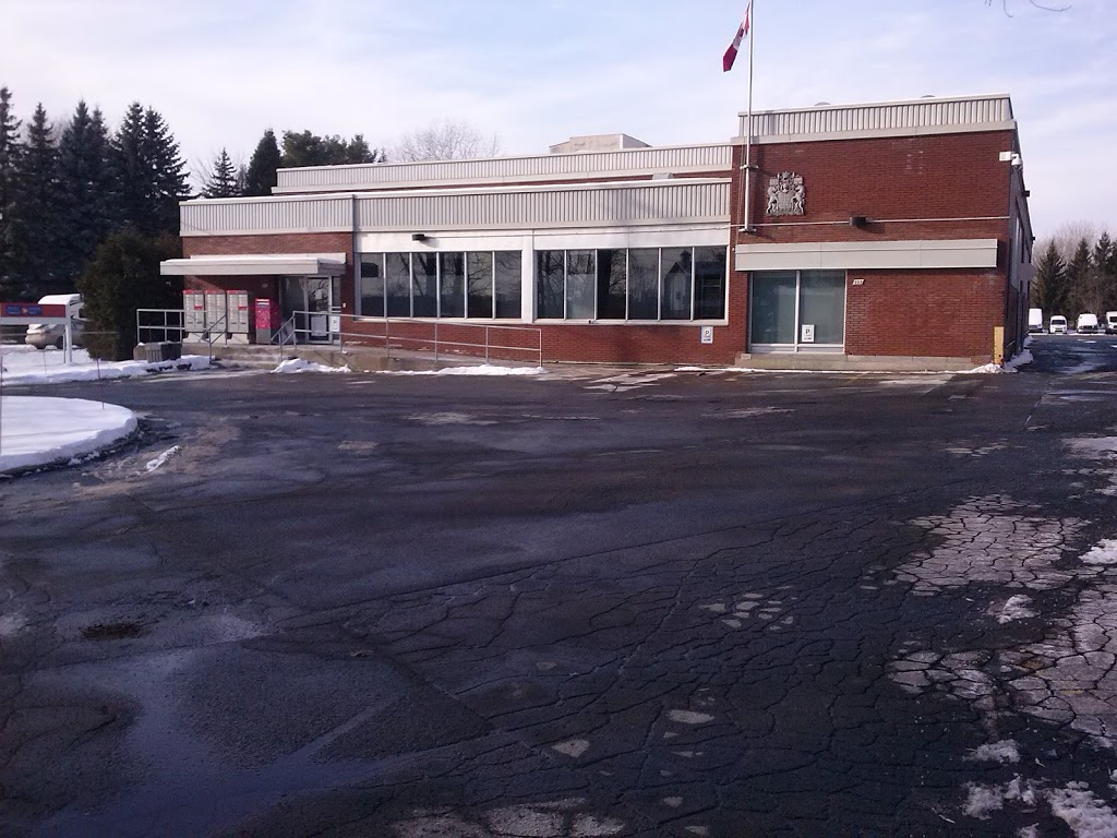 Laval-Des-Rapid Laval Postal Station | 157 PRAIRIES H BOUL, Laval, QC H7N 2T7, Canada