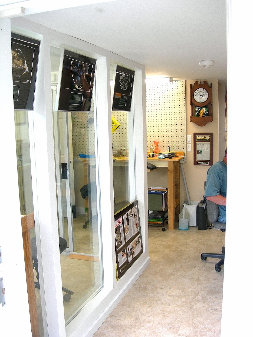 Prestige Watch Svc | 1343 Meadowood Way #1343, Qualicum Beach, BC V9K 2S4, Canada | Phone: (250) 752-1154
