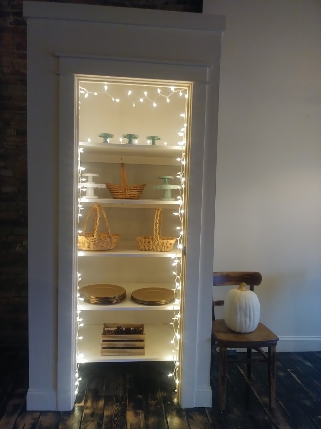 Early Bird Bakery and Cafe | 85 Central Ave, Lancaster, NY 14086, USA | Phone: (716) 901-0503