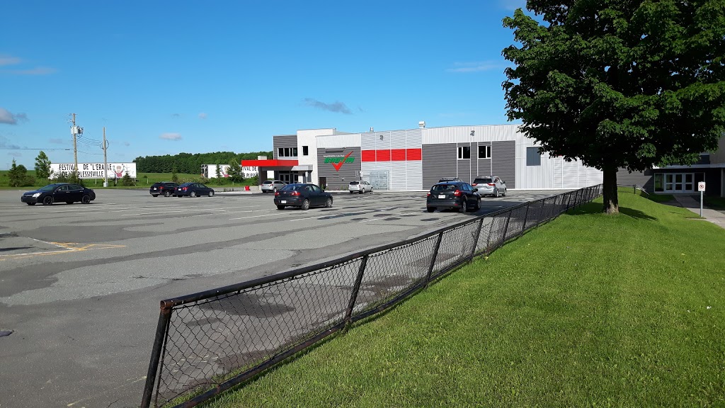 Amphithéâtre Léo-Paul-Boutin | 1051 Rue Saint Jean, Plessisville, QC G6L 3S9, Canada | Phone: (819) 362-6655 ext. 2102
