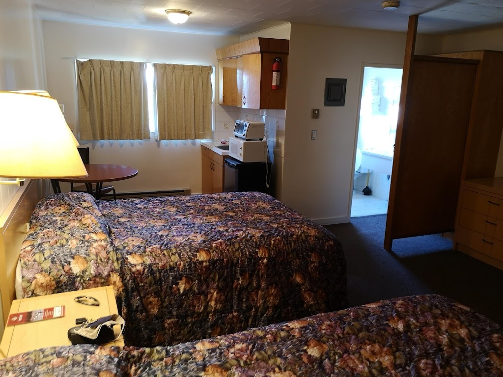 A-1 Alberni Inn | 3805 Redford St, Port Alberni, BC V9Y 3S2, Canada | Phone: (250) 723-9405