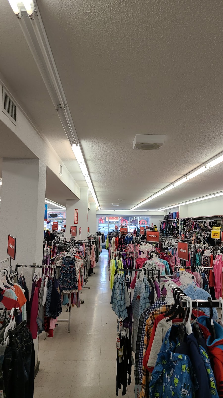 FIELDS Invermere | 519 13th St, Invermere, BC V0A 1K0, Canada | Phone: (250) 341-6173