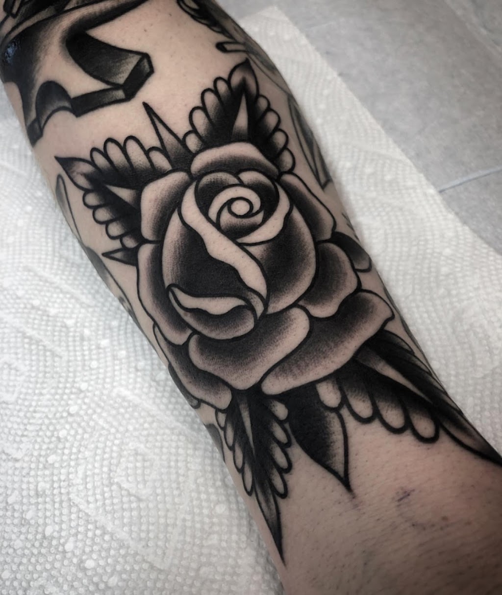 Memorial Tattoo Parlour | 2780 Veterans Memorial Pkwy Unit 210, Victoria, BC V9B 3S6, Canada | Phone: (778) 433-3899