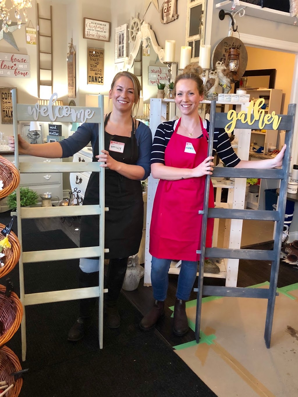 Griffin Vintage Furniture & Gifts | 7 Griffin St, Waterdown, ON L0H 2R0, Canada | Phone: (905) 689-9799
