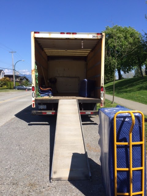 Just Move Vancouver | 2249 Eton St #5, Vancouver, BC V5L 1C9, Canada | Phone: (778) 989-2625