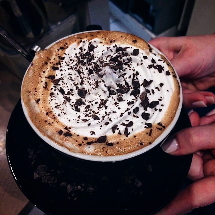 ES Cafe St-Romuald | 469 Avenue Taniata, Saint-Romuald, QC G6W 5M6, Canada | Phone: (418) 834-0707