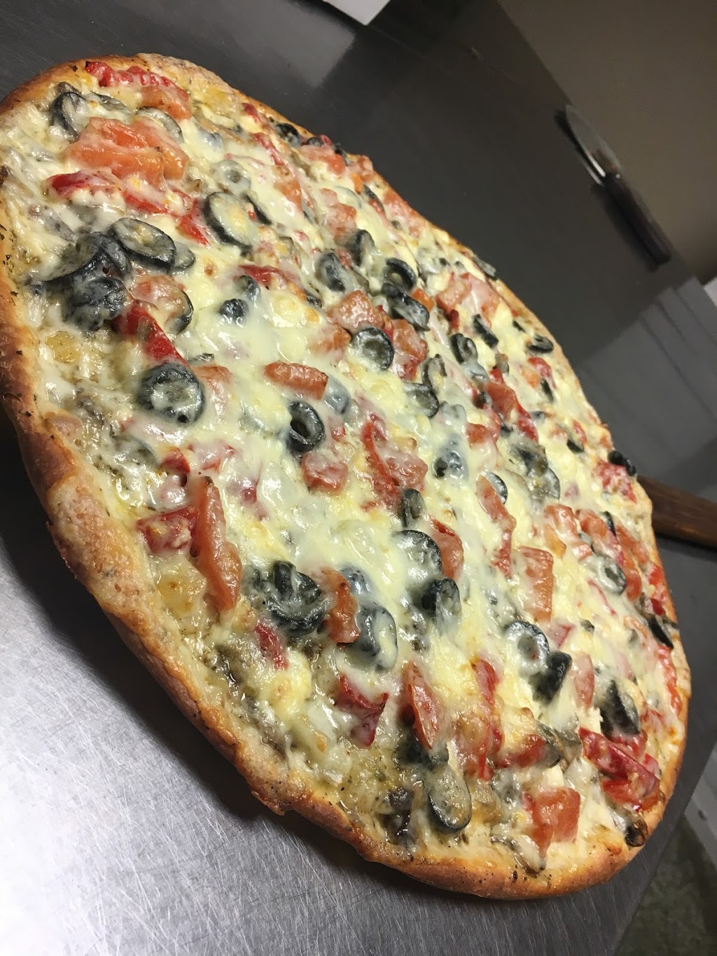 Nonis Pizzeria | 4 Livingston Ave, Grimsby, ON L3M 1K5, Canada | Phone: (905) 309-3553