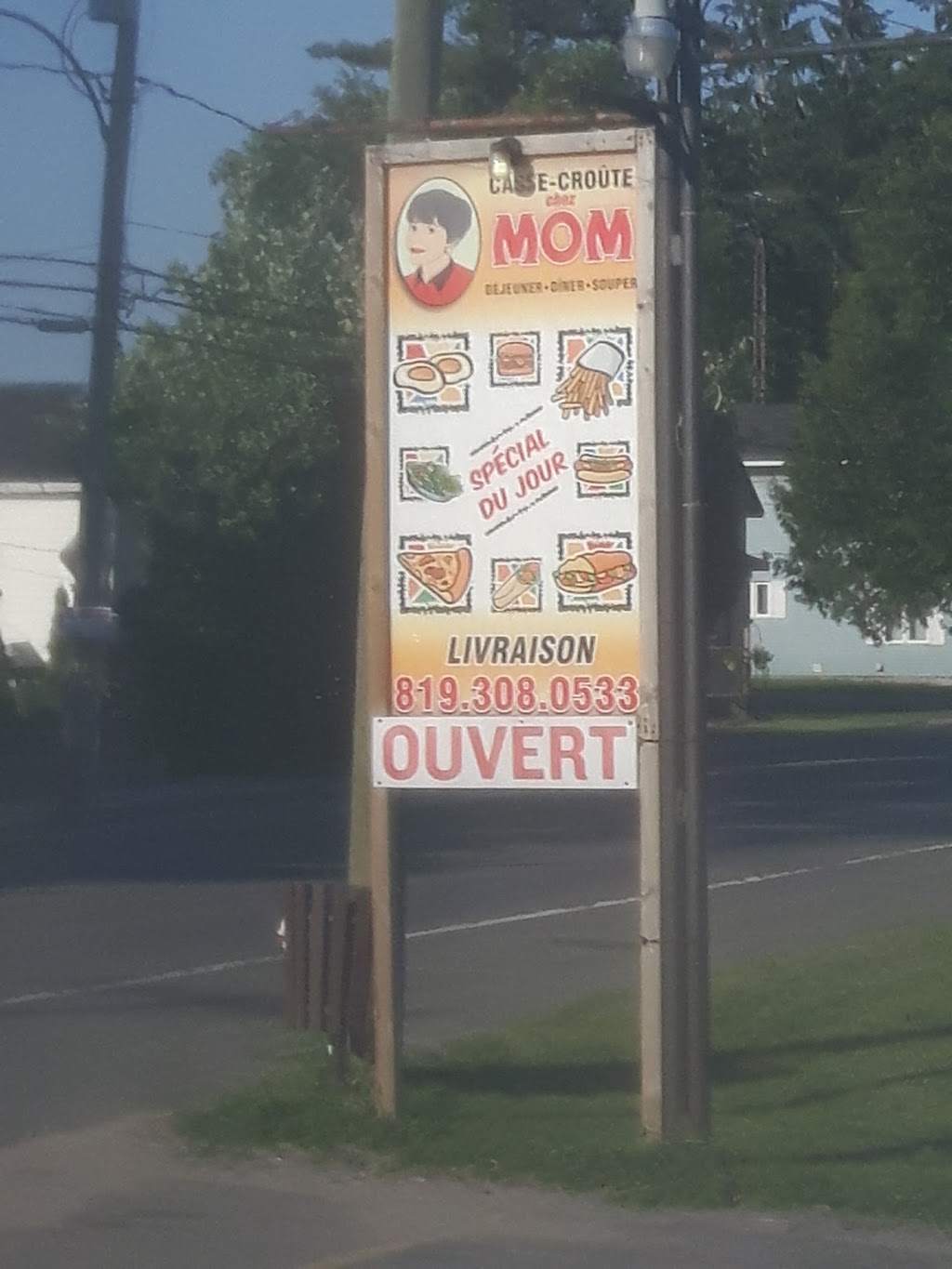 Casse Croute Chez Mom Patate | 280 Rue Principale, Plaisance, QC J0V 1S0, Canada | Phone: (819) 427-6562