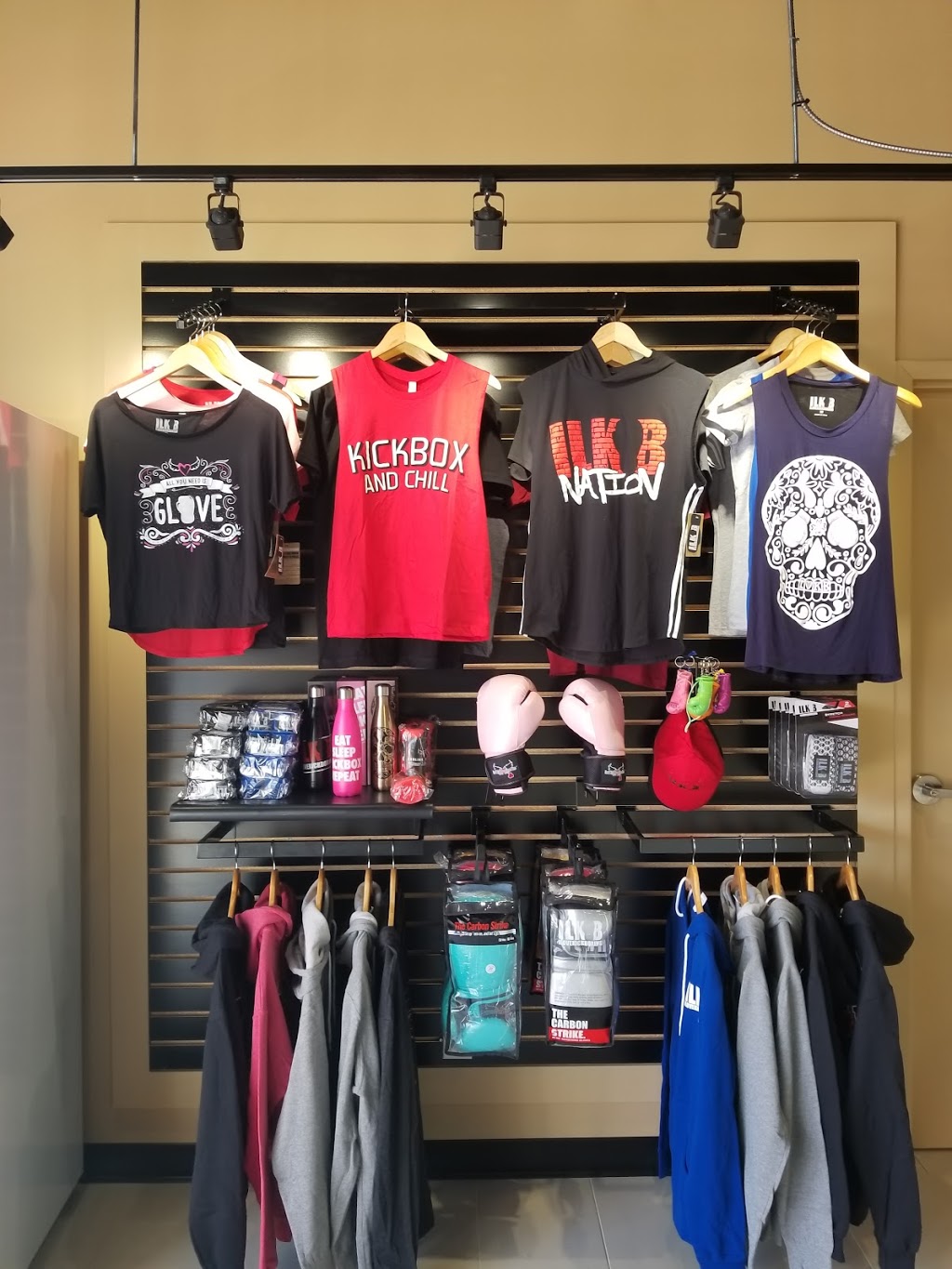 iLoveKickboxing - Burlington | 3505 Upper Middle Rd, Burlington, ON L7M 4C6, Canada | Phone: (289) 313-8555