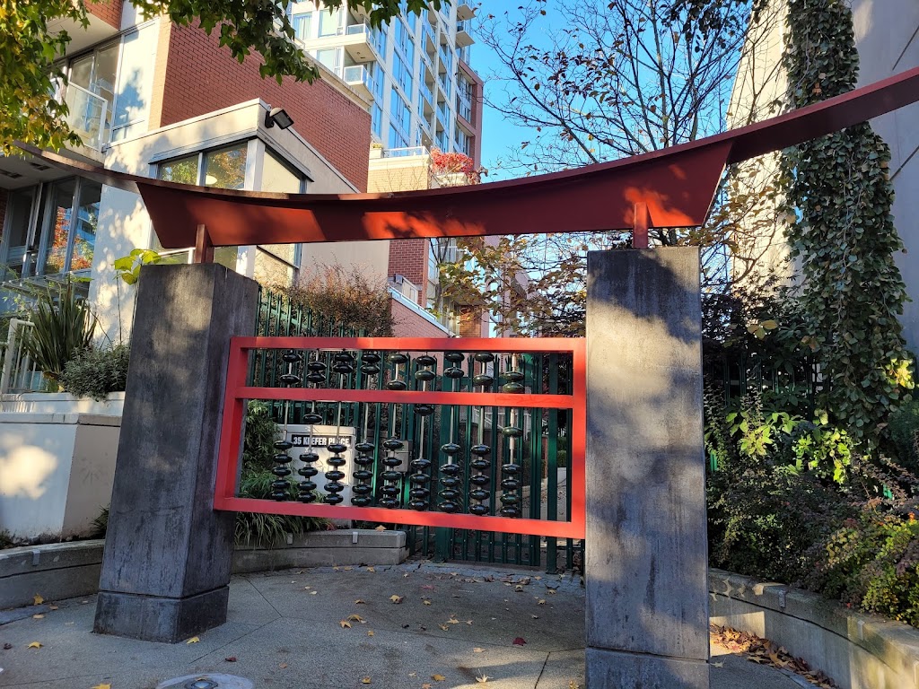 Andy Livingstone Park | 89 Expo Blvd, Vancouver, BC V6B 6N5, Canada | Phone: (236) 833-4841