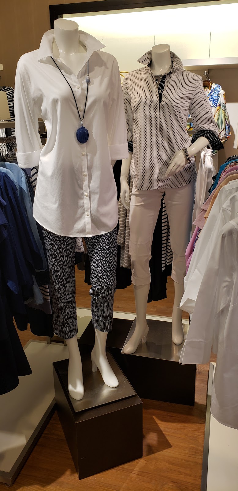 Chicos | 17600 Yonge St, Box 256 Upper Canada Mall, Newmarket, ON L3Y 4Z1, Canada | Phone: (905) 836-7304