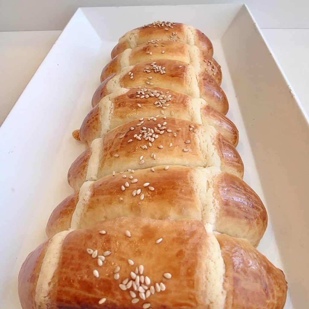 Kiki Asian Bakery & Cafe | 613 South Dr Unit E, Summerside, PE C1N 3Z6, Canada | Phone: (902) 598-6786