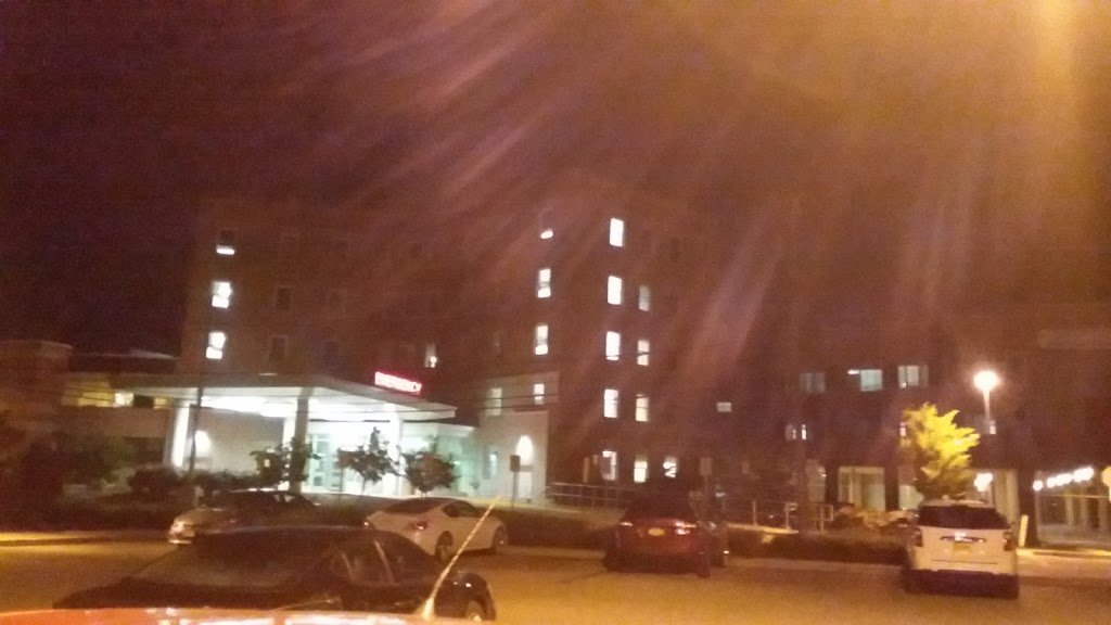 Kenmore Mercy Hospital | 2950 Elmwood Ave, Buffalo, NY 14217, USA | Phone: (716) 447-6100