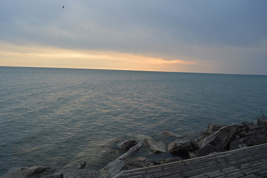 Sunsets by the Bay | 848 Point Pelee Dr, Leamington, ON N8H 3V4, Canada | Phone: (519) 796-0306