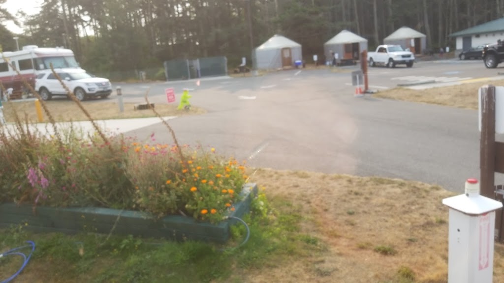 Cliffside RV Park | Oak Harbor, WA 98278, USA | Phone: (360) 257-2649