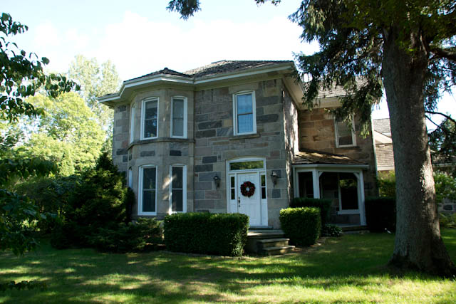 Boo Manor | 805924 Oxford Road 29, Innerkip, ON N0J 1M0, Canada | Phone: (519) 469-9073