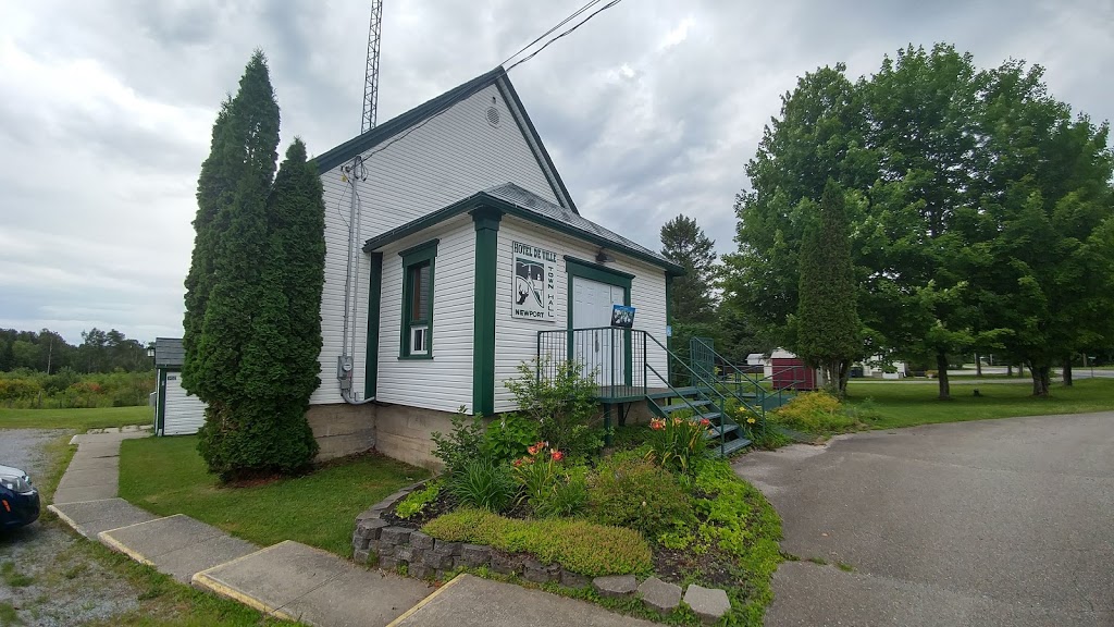 Hôtel de ville Newport | 1452 QC-212, Cookshire-Eaton, QC J0B 1M0, Canada | Phone: (819) 560-8565