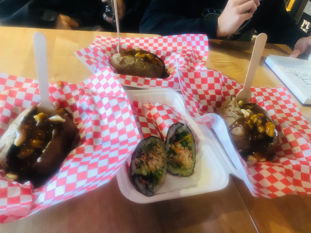 Dals Potato Bar | 6 Prince St, Charlottetown, PE C1A 4P5, Canada | Phone: (902) 393-6593