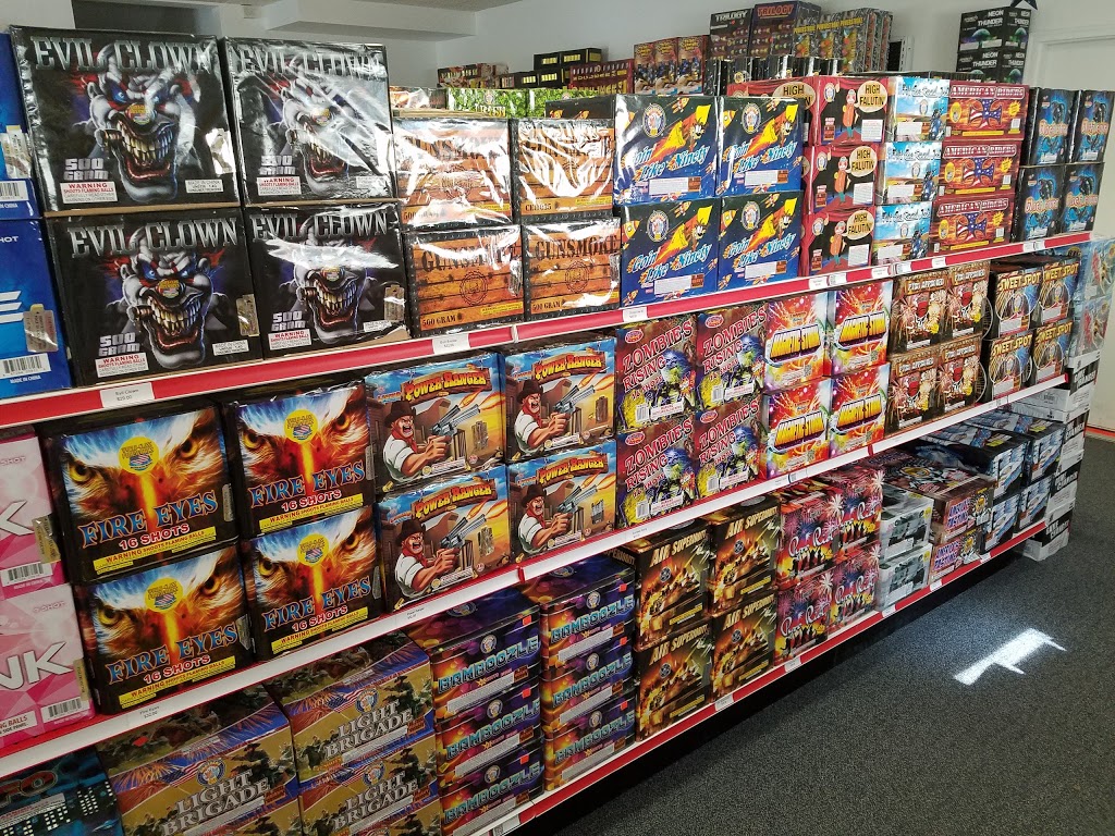 R&R Fireworks LLC | 4384 Lapeer Rd, Port Huron, MI 48060, USA | Phone: (810) 531-4637