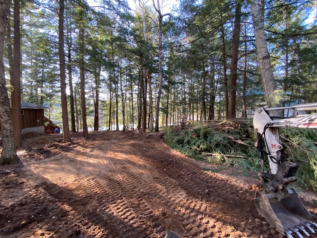 Station Dirt | 6417 2 Line, Fergus, ON N1M 2W5, Canada | Phone: (519) 820-2201