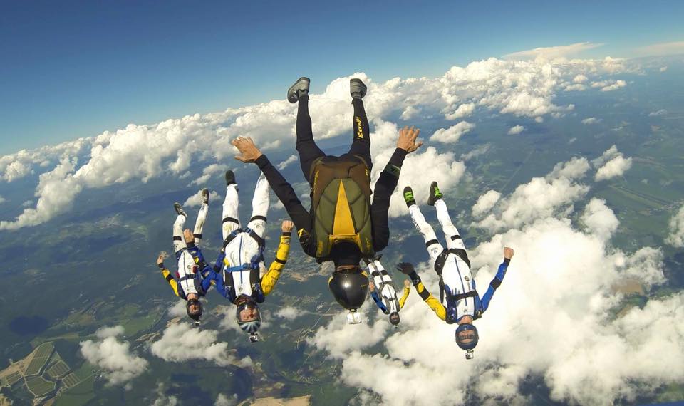 Parachute Voltige | 4680 Rue Principale, Lourdes-de-Joliette, QC J0K 1K0, Canada | Phone: (450) 752-0385