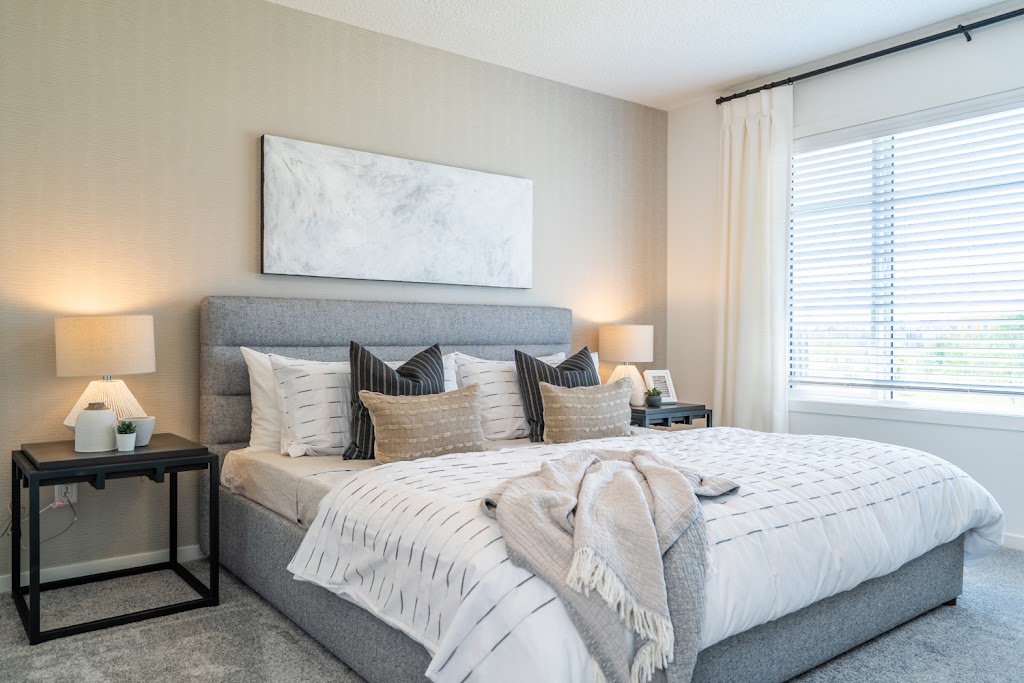Pacesetter Homes | 2740 Donaghey Cres SW, Edmonton, AB T6W 4S9, Canada | Phone: (587) 520-3159