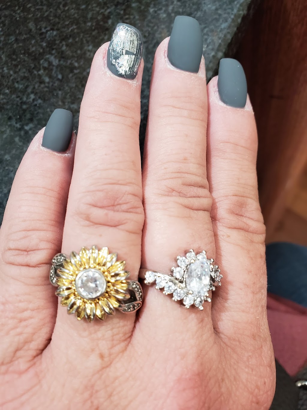 MMNail | 695 Burrows Ave, Winnipeg, MB R2W 2A9, Canada | Phone: (204) 960-3762