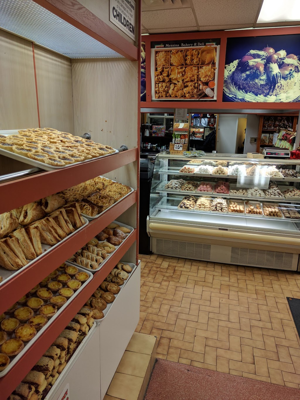 Messina Bakery | 19 Scarlett Rd, York, ON M6N 4J5, Canada | Phone: (416) 762-2496