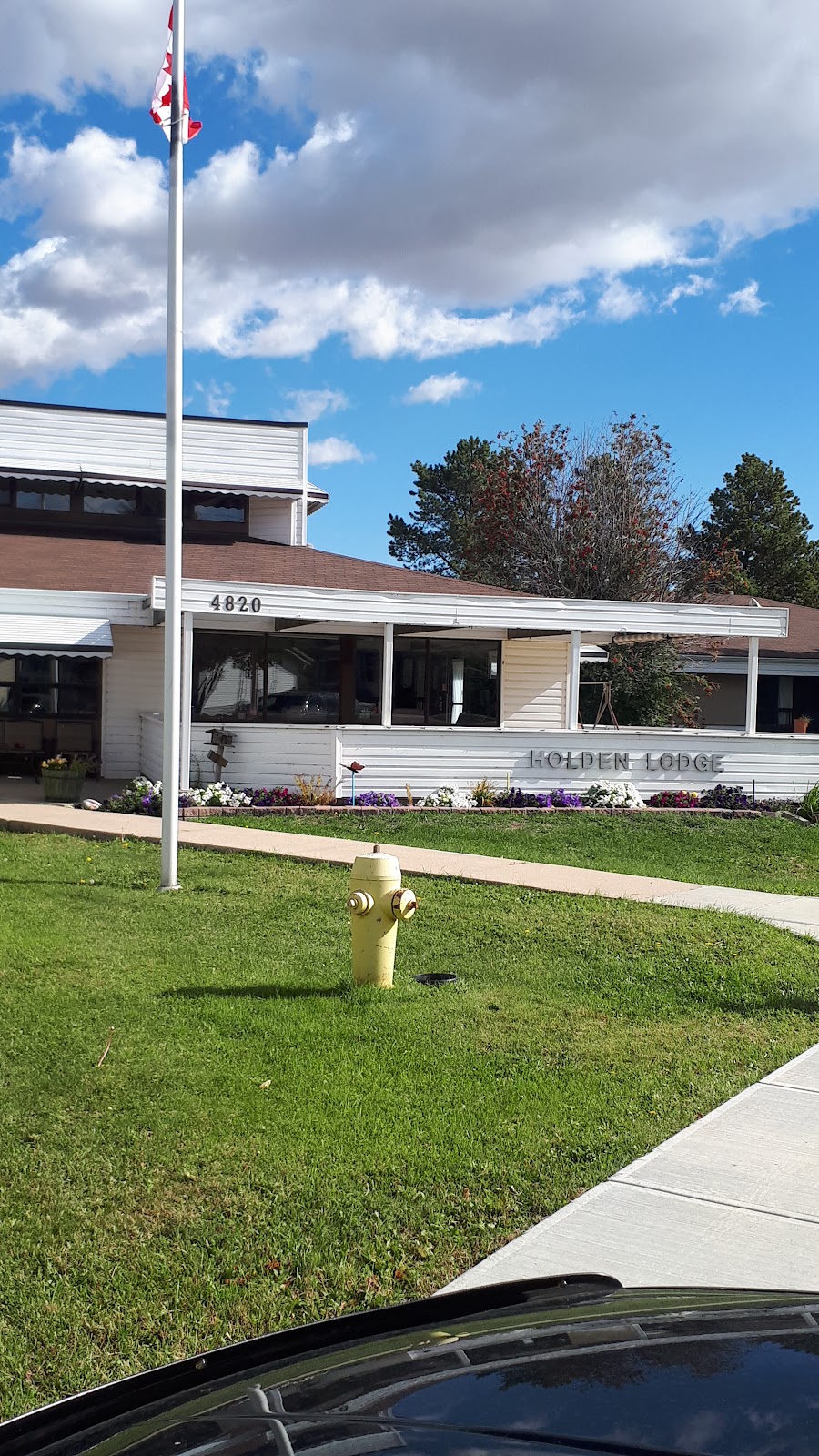 Holden Lodge | 4820 52 Ave, Holden, AB T0B 2C0, Canada | Phone: (780) 688-3817