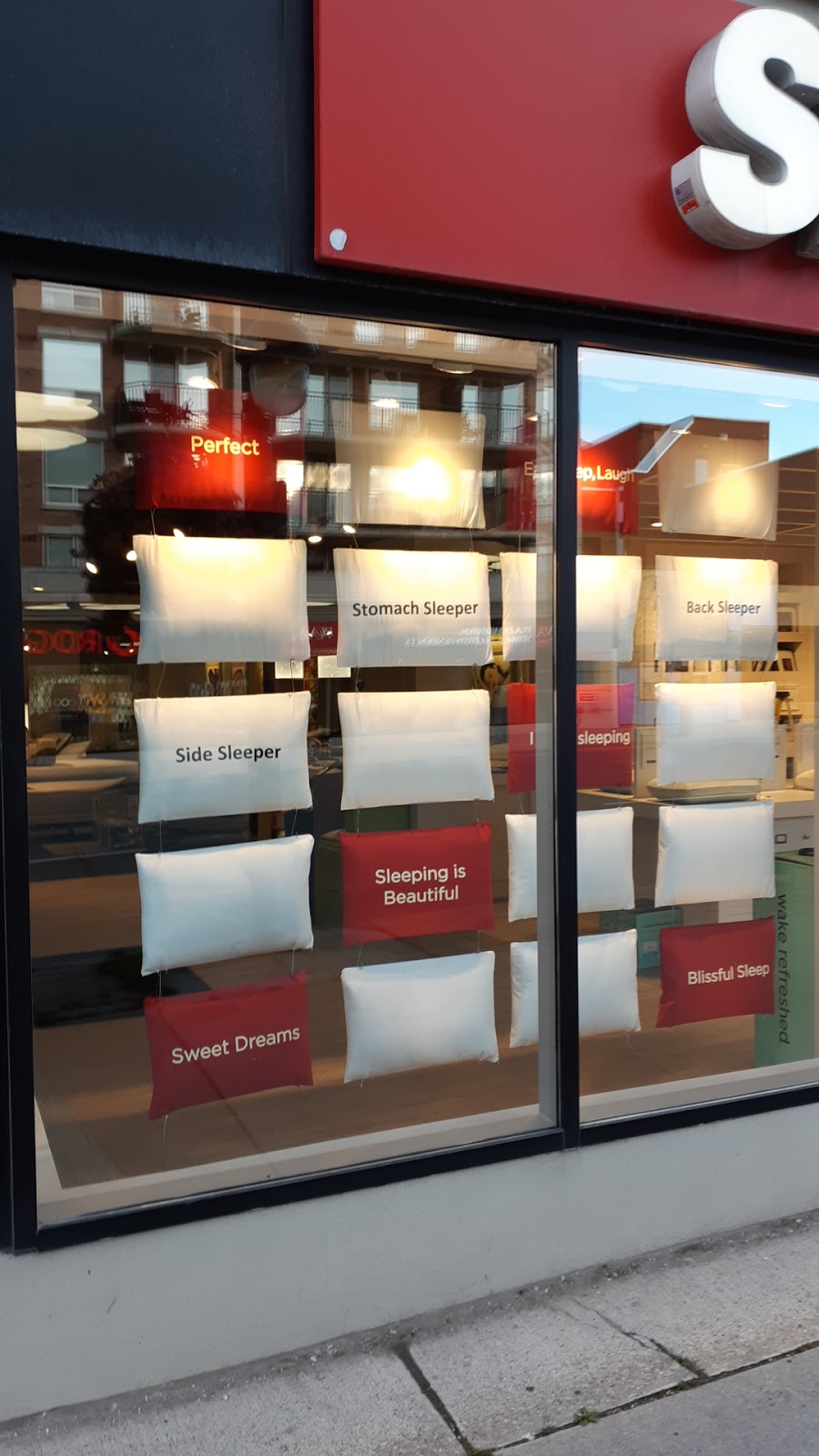 Sleep Country Canada | 3134 Yonge St, Toronto, ON M4N 2K6, Canada | Phone: (416) 544-8777
