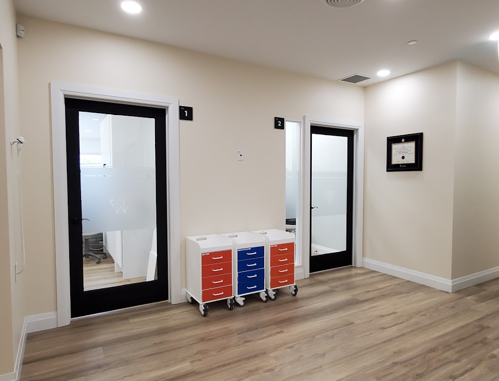 Grandview Dental Care | 7099 Yonge St Suite 208, Thornhill, ON L3T 0H1, Canada | Phone: (905) 764-2875