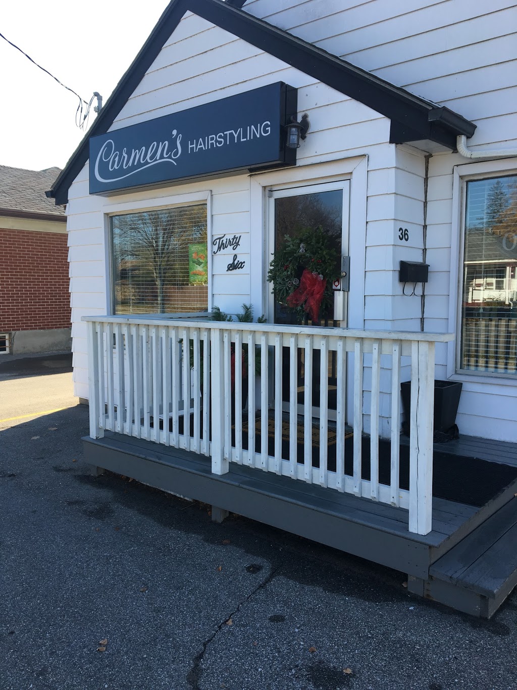 Carmens Hairstyling | 36 Charing Cross St, Brantford, ON N3R 5J9, Canada | Phone: (519) 757-7862
