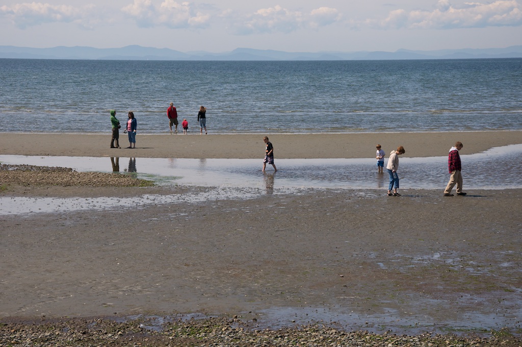 Birch Bay Cabin Rental | 7358 Birch Bay Dr, Blaine, WA 98230, USA | Phone: (778) 786-0922