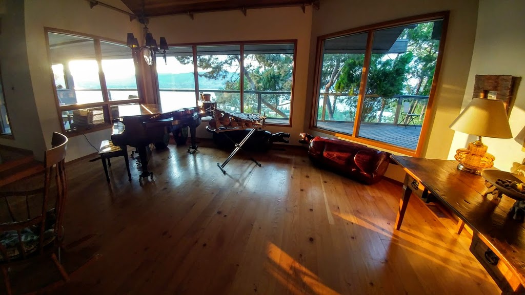 Summerhill Estate House | 4910 Chute Lake Rd, Kelowna, BC V1W 4M3, Canada | Phone: (250) 710-2874