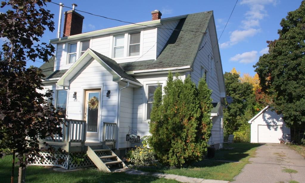 More Than A Song Studios | 49 Lorne St N, Renfrew, ON K7V 1K8, Canada | Phone: (613) 698-7713