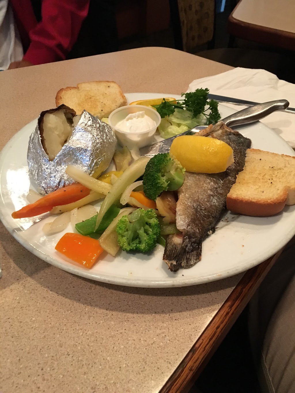 Capital Pizza & Steakhouse | 7640 144 Ave NW, Edmonton, AB T5C 2R7, Canada | Phone: (780) 476-1281