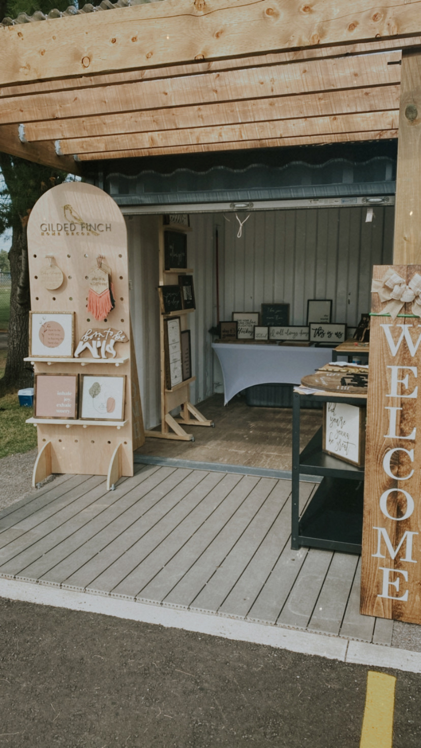 Gilded Finch Home Decor | 26 St Joseph St, Chalk River, ON K0J 1J0, Canada | Phone: (780) 699-7139