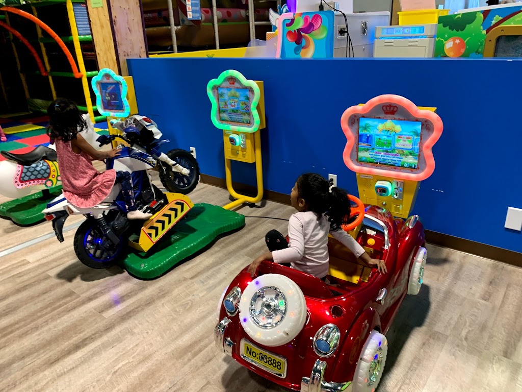 RPS Indoor Playground / Restaurant / Karaoke | 8278 175 St NW, Edmonton, AB T5T 1V1, Canada | Phone: (780) 484-3858