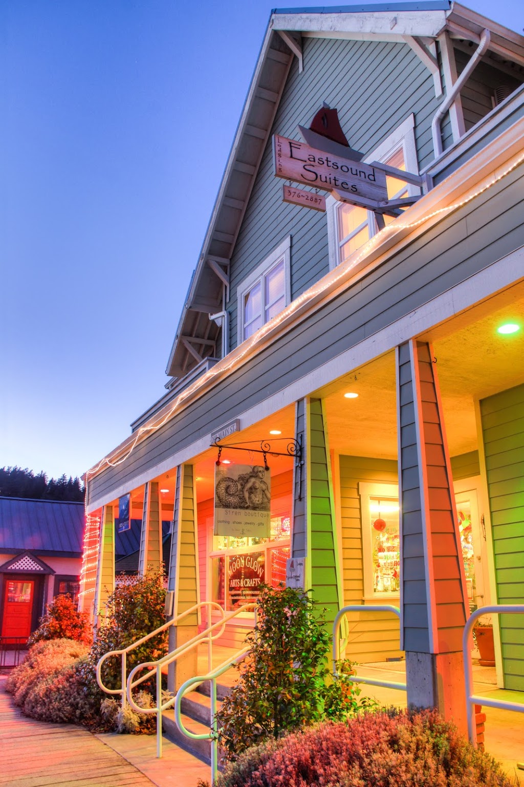 Eastsound Suites Vacation Rentals, Orcas Island | 269 Main St, Eastsound, WA 98245, USA | Phone: (360) 376-2887