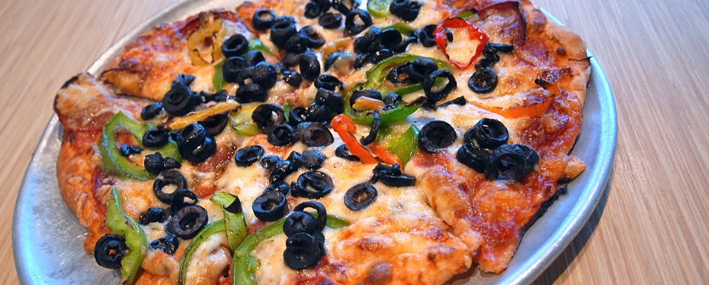 Jacques Cartier Pizza - La Prairie | 985 Boulevard des Prés-Verts, La Prairie, QC J5R 0R3, Canada | Phone: (450) 444-6666