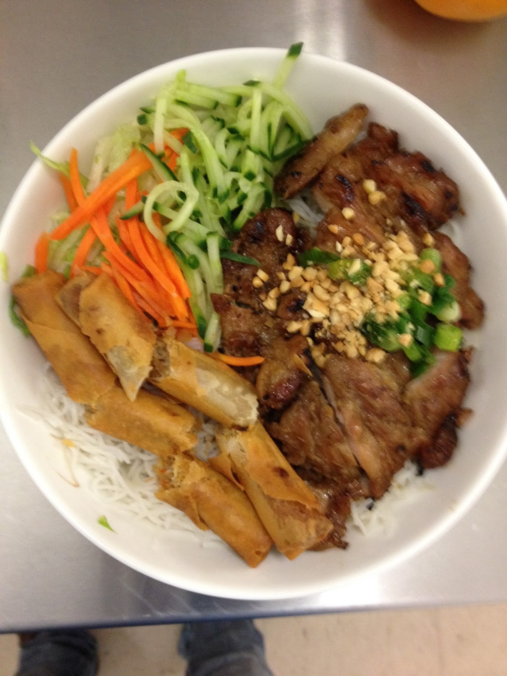TOA Vietnamese Cuisine | 409 East Hill Blvd, Calgary, AB T2P 5E3, Canada | Phone: (587) 470-0317